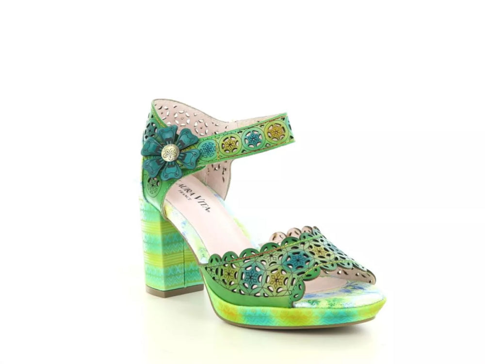 Laura Vita Laura Vita Nacio 325