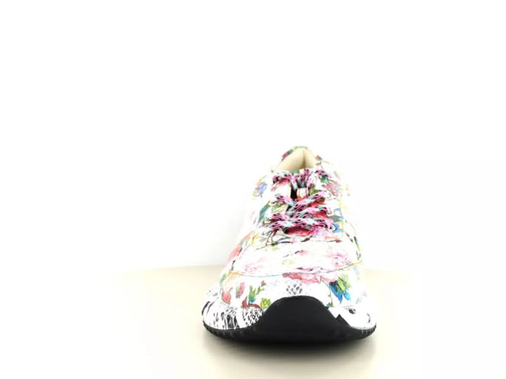 Laura Vita Laura Vita Burton 05