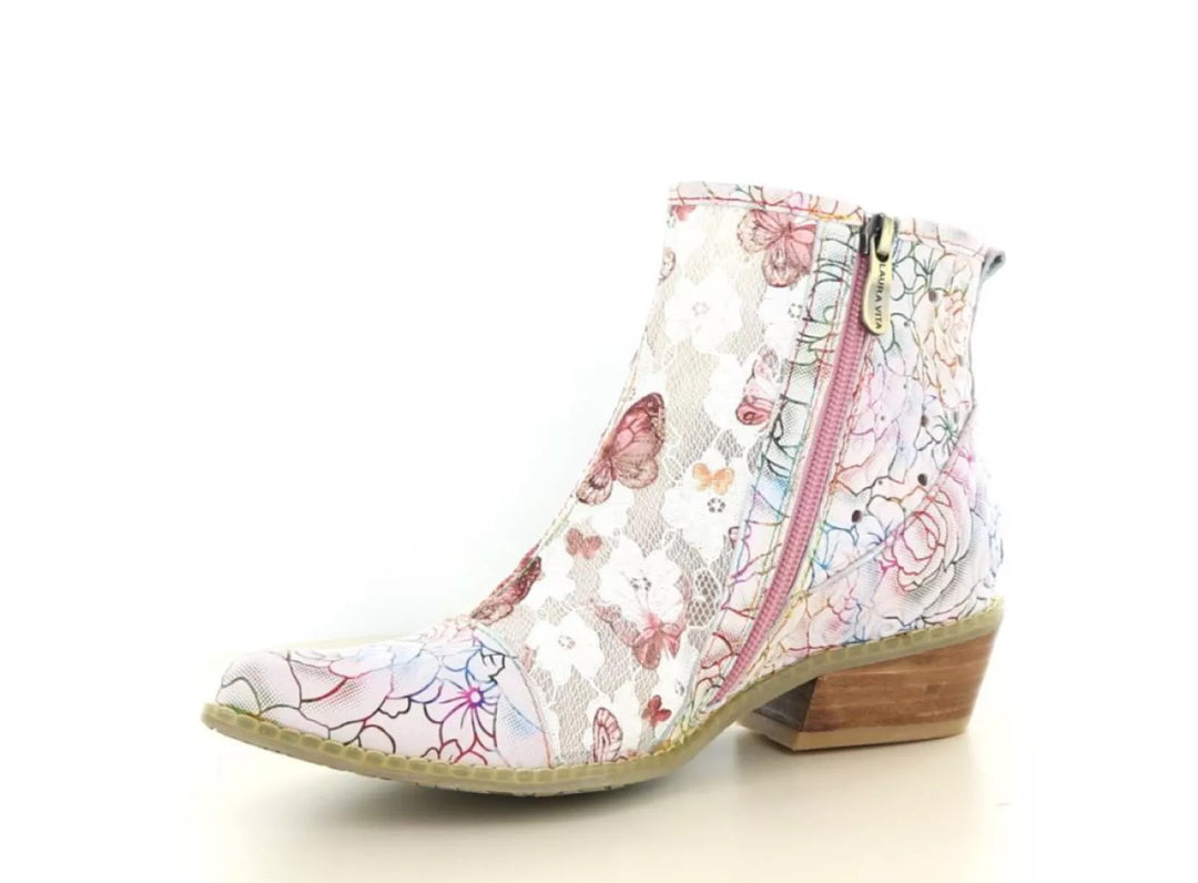 Laura Vita Laura Vita Hicnio 23