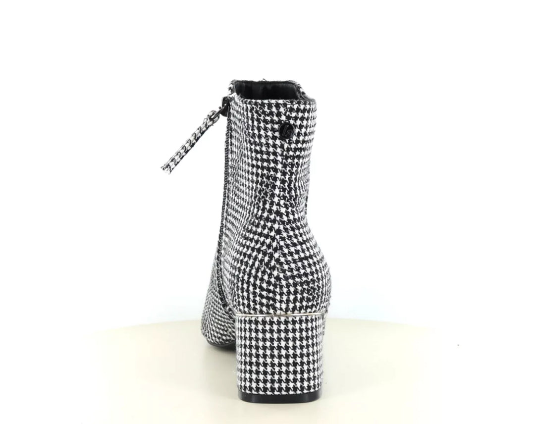 La Strada La Strada 2323228