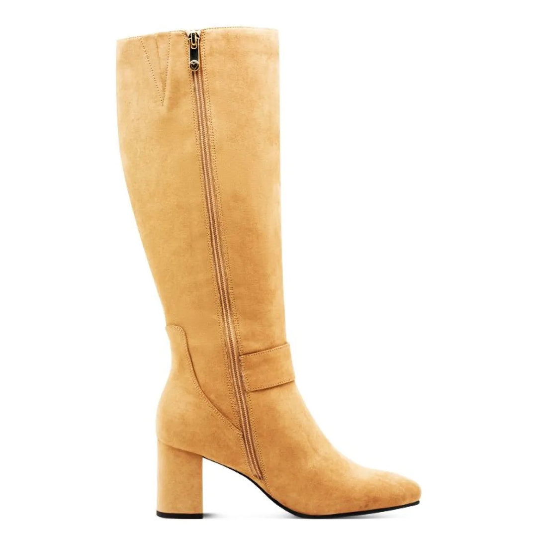 Marco Tozzi 2/25528 beige-taupe lange dameslaars van synthetisch materiaal met binnenrits, blokhak en siergesp