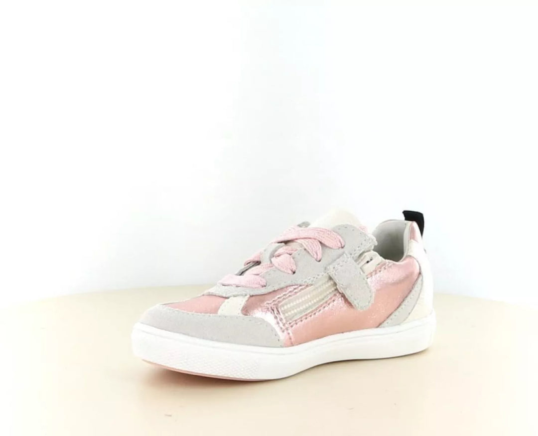 Bunnies Bunnies Lio Louw